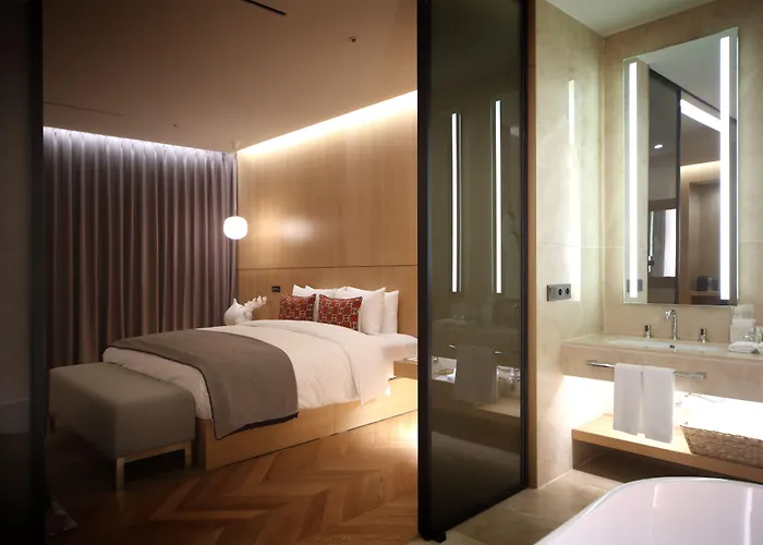 Hotel28 Myeongdong
