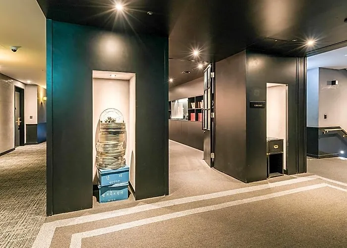 Hotel28 Myeongdong 3* Seul