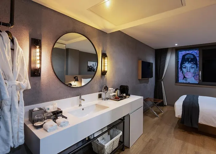 Hotel Hotel28 Myeongdong